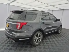 2018  Ford Explorer - Image 37