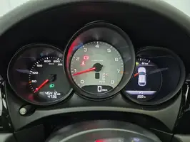 2015  Porsche Unknown - Image 24