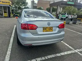 2012  Volkswagen Jetta - Image 12