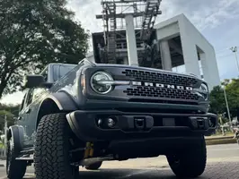 2025  Ford Bronco - Image 12