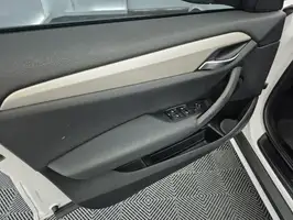 2013  Bmw X1 - Image 19