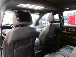 2019  Ford Explorer - Image 21