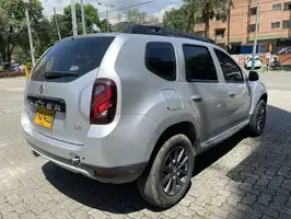 2020  Renault Duster - Image 15
