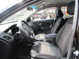 2012  Hyundai Tucson - Image 16