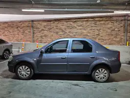 2011  Renault Logan - Image 10