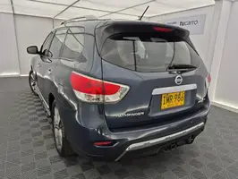 2015  Nissan Pathfinder - Image 34