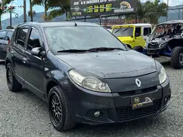 2014  Renault Sandero - Image 8