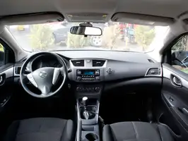 2018  Nissan Sentra - Image 40