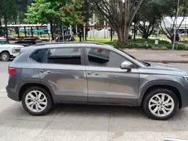 2022  Volkswagen Taos - Image 20