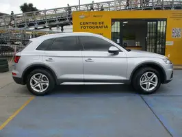 2018  Audi Q5 - Image 9