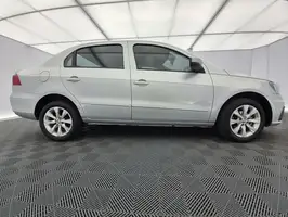 2019  Volkswagen Voyage - Image 38