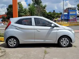 2016  Hyundai Eon - Image 11