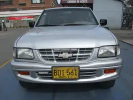 2003  Chevrolet Rodeo - Image 6