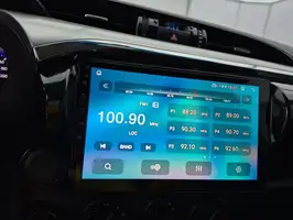 2016  Toyota Hilux - Image 24