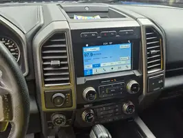 2018  Ford F - Image 44