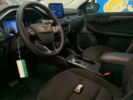 2025  Ford Escape - Image 14