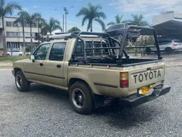 1998  Toyota Hilux - Image 19