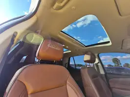 2019  Chevrolet Traverse - Image 23