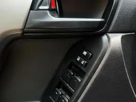 2013  Toyota Prado - Image 17