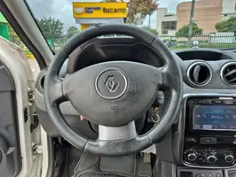 2015  Renault Duster - Image 22