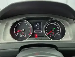 2017  Volkswagen Golf - Image 24