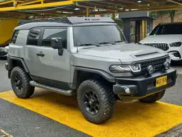 2012  Toyota Fj - Image 6