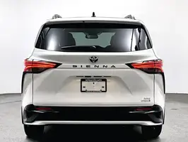 2025  Toyota Siena - Image 10