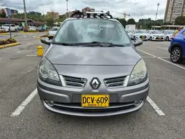 2010  Renault Grand - Image 7