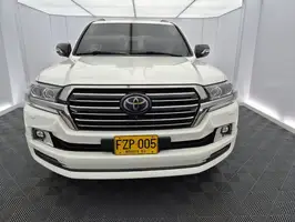 2019  Toyota Land - Image 10