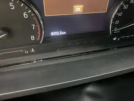 2020  Ford Explorer - Image 21