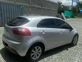 2015  Kia Rio - Image 8