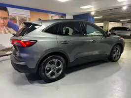 2025  Ford Escape - Image 19