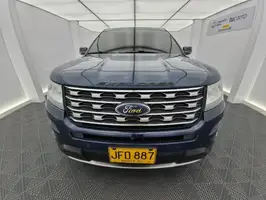2017  Ford Explorer - Image 30