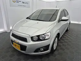 2016  Chevrolet Sonic - Image 11