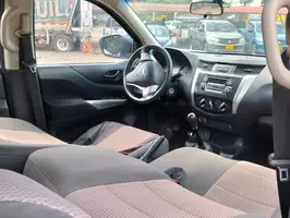 2018  Nissan Frontier - Image 44