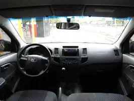 2013  Toyota Hilux - Image 44