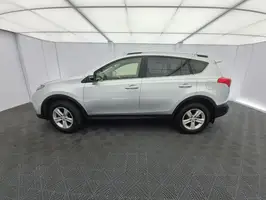 2014  Toyota Rav4 - Image 10