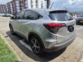 2021  Honda Hr - Image 10