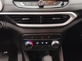 2025  Chevrolet Tracker - Image 13