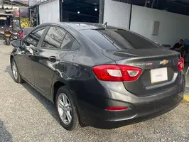 2017  Chevrolet Cruze - Image 17