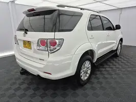 2014  Toyota Fortuner - Image 15