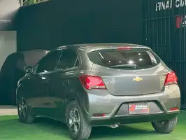 2019  Chevrolet Onix - Image 10