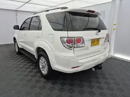 2014  Toyota Fortuner - Image 13