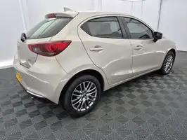 2023  Mazda 2 - Image 17