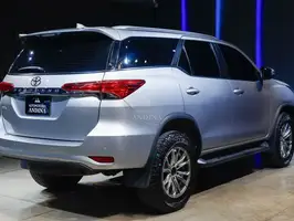 2019  Toyota Fortuner - Image 9