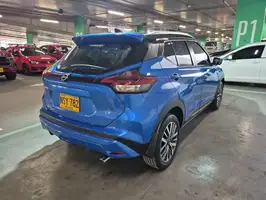 2025  Nissan Kicks - Image 17