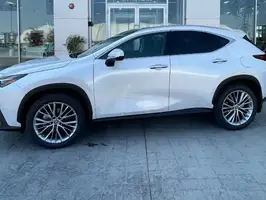 2025  Lexus Unknown - Image 19