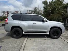 2011  Toyota Prado - Image 14