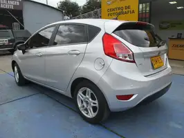 2017  Ford Fiesta - Image 11