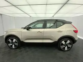 2024  Volvo Unknown - Image 32